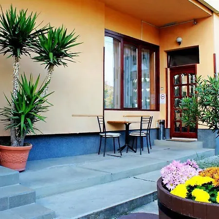 Guest house Flora Panzio