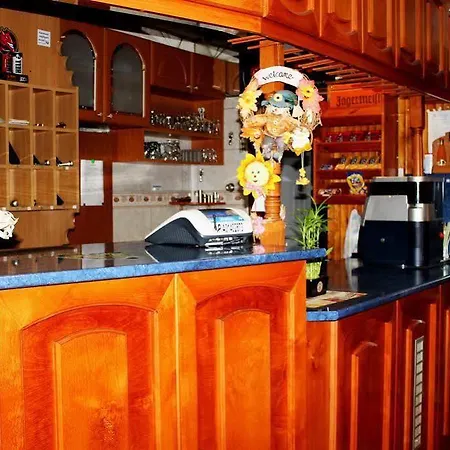 Flora Panzio 3* Miskolc