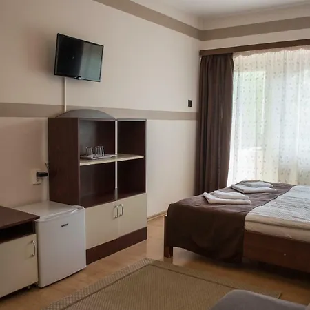 Flora Panzio Guest house 3*
