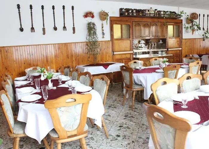 Flora Panzio Guest house Miskolc
